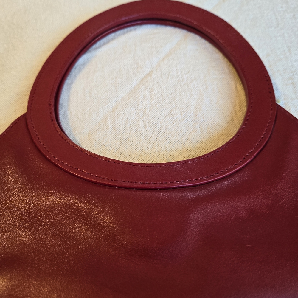 United Colors Of Benetton Burgundy Red Mini Circle-Handle Leather Bag 12x13.5 - Picture 11 of 12